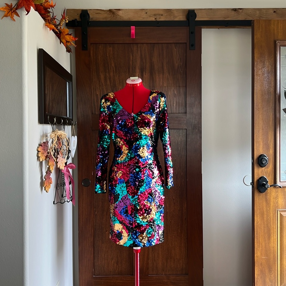 Gorgeous sequin cocktail dress